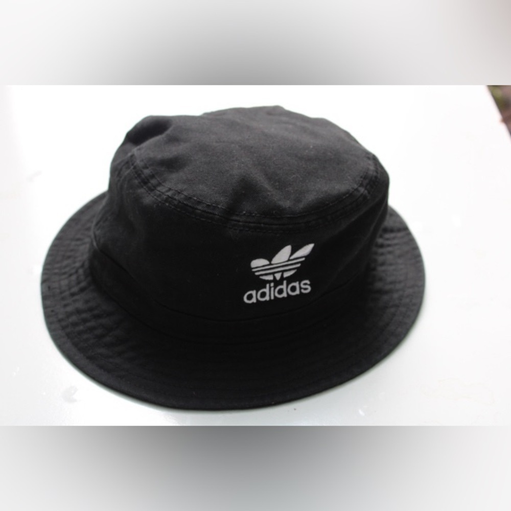 Adidas bucket bag